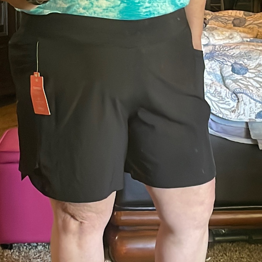 Black Tek Gear shorts (NEW)